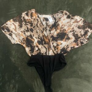 Berry N Cream Leopard Print V-Neck Bodysuit
